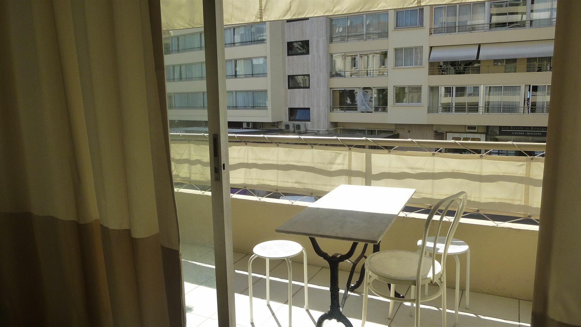 Marazur Apartments Cannes Exterior photo